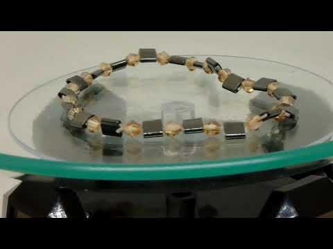 Armband aus Hämatit und Glasschliffstein 17 cm elastisch