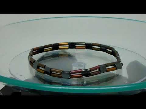 Armband aus Hämatit und Stäbchenperlen 18 cm lang, 0,5 cm breit elastisch